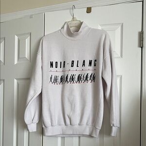 Women's White Graphic Sweatshirt